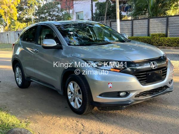 2015 - Honda Vezzel