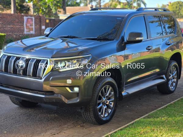 2020 Toyota  Land Cruiser Prado