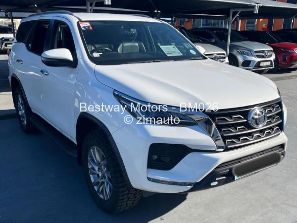 2021 - Toyota  Fortuner