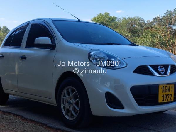 2015 Nissan  March
