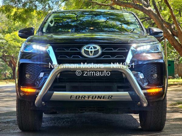 2021 - Toyota  Fortuner