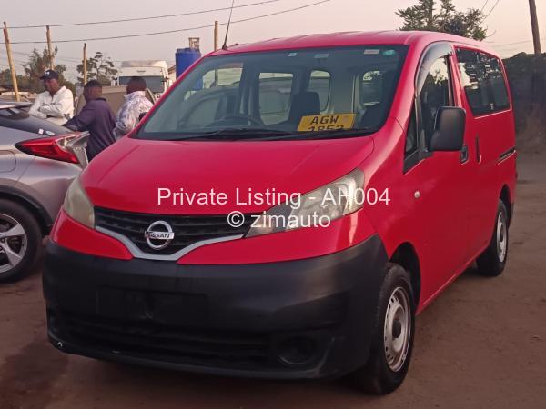 2012 Nissan  NV200