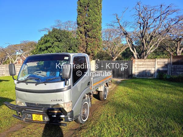 2012 Toyota  Dyna
