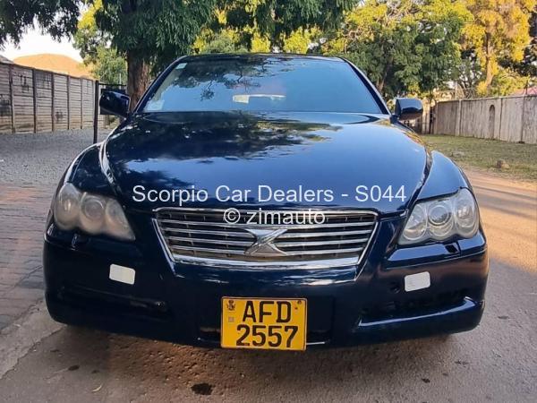 2004 Toyota  Mark X