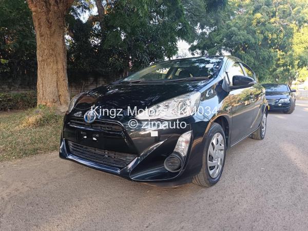 2015 Toyota  Aqua