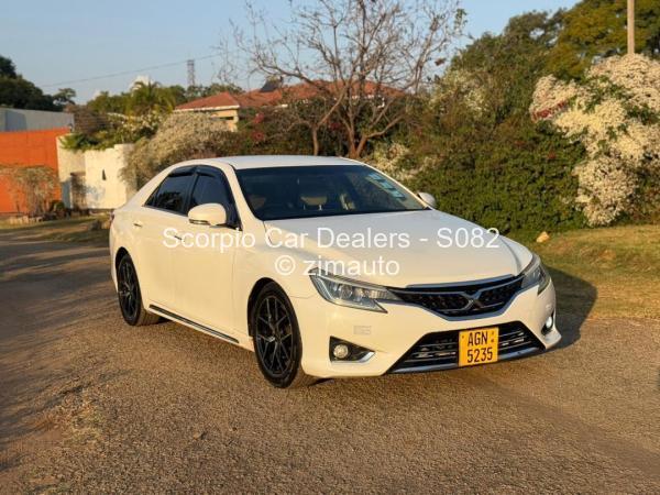 2013 Toyota  Mark X