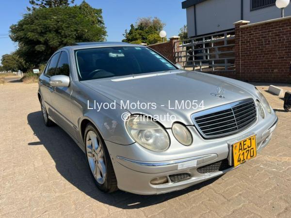 2004 Mercedes Benz E320