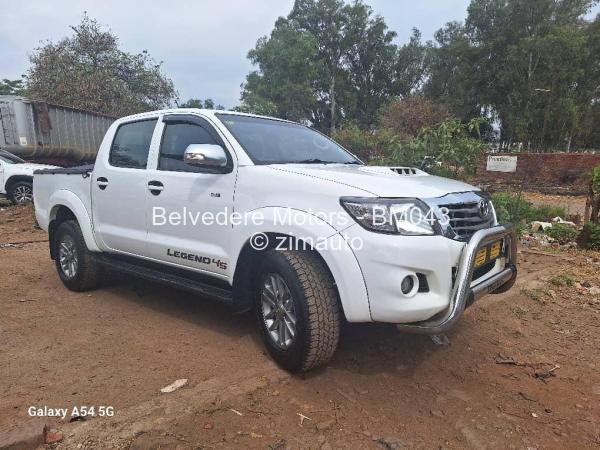 2015 Toyota  Hilux