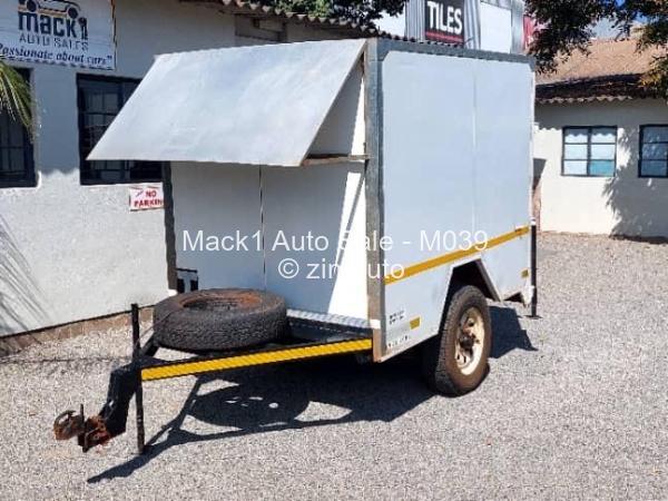 Insulated box body