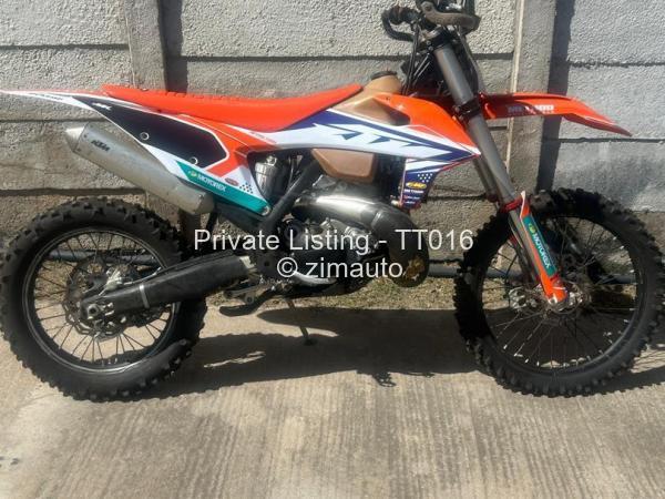2020 KTM 300XC