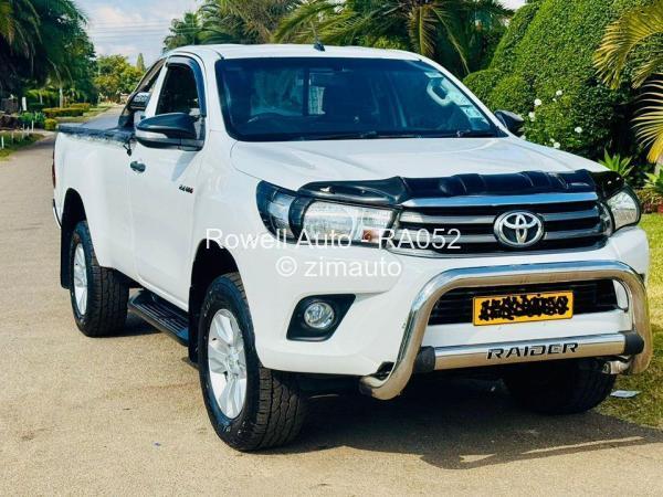 2017 Toyota  Hilux