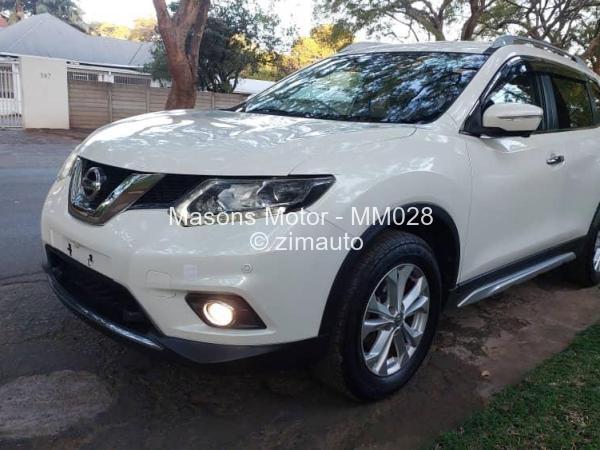 2015 - Nissan  Xtrail