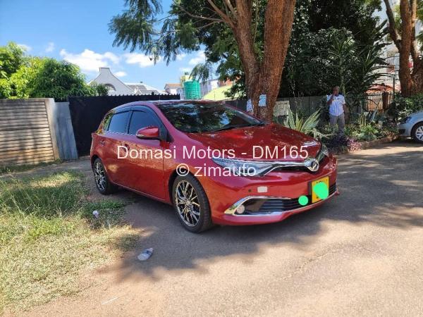 2017 Toyota  Auris
