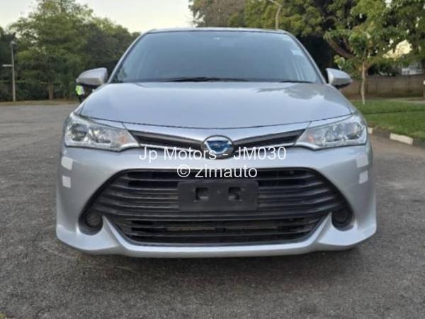 2016 Toyota  Axio