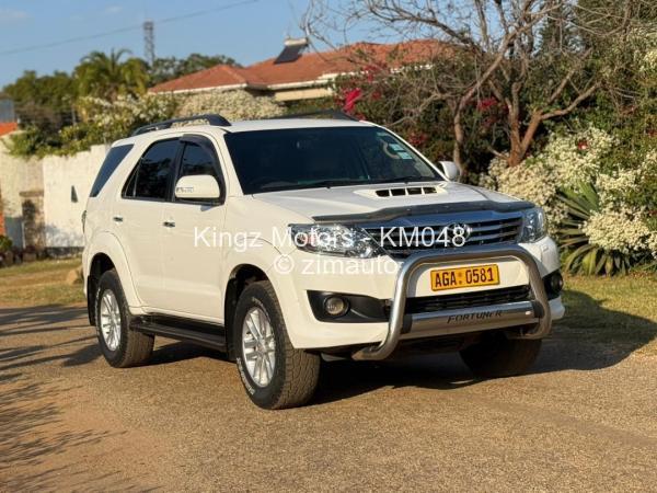 2013 Toyota  Fortuner
