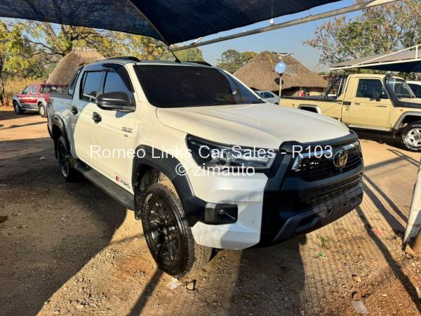 2022 Toyota  HILUX GD6