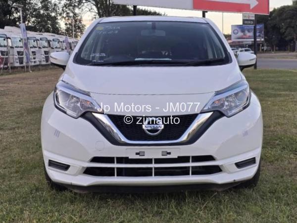 2017 - Nissan  Note