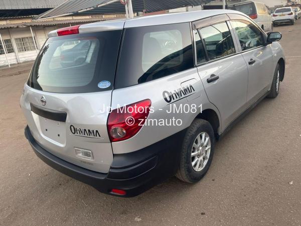 2015 - Nissan  AD Van