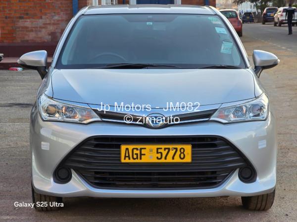 2017 - Toyota  Axio