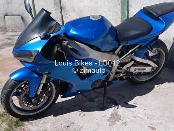2002 Yamaha R1