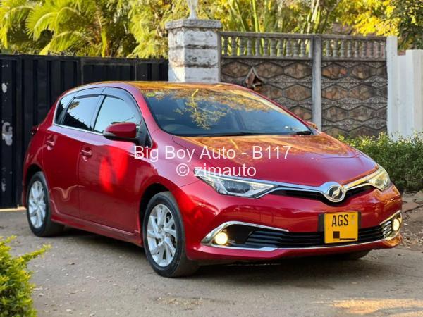 2016 Toyota  Auris