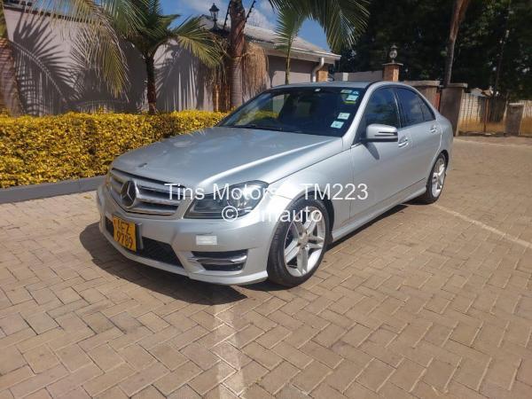 2017 Mercedes Benz C200