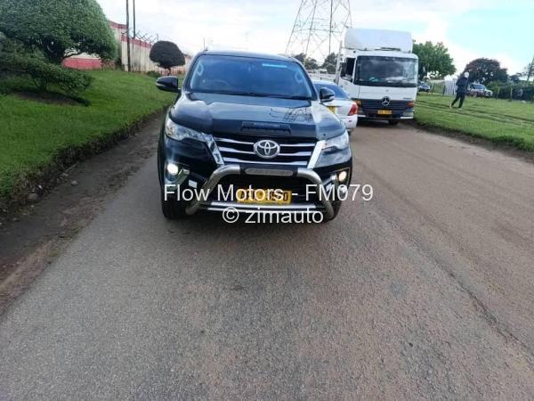 2015 Toyota  Fortuner