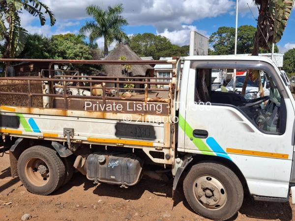 2009 Isuzu  ELF