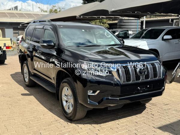 2022 Toyota  Land Cruiser Prado