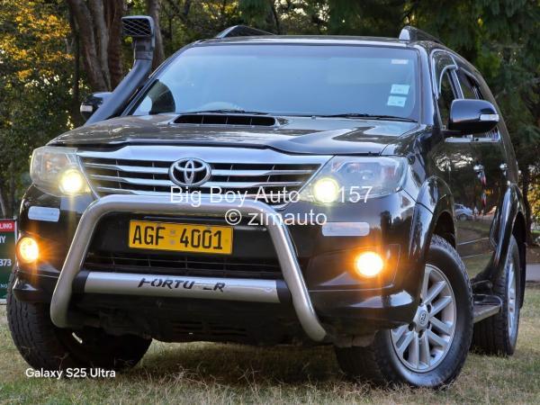 2013 Toyota  Fortuner