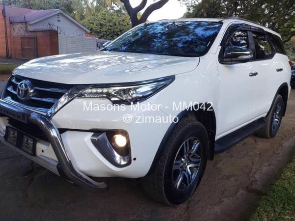 2018 Toyota  Fortuner