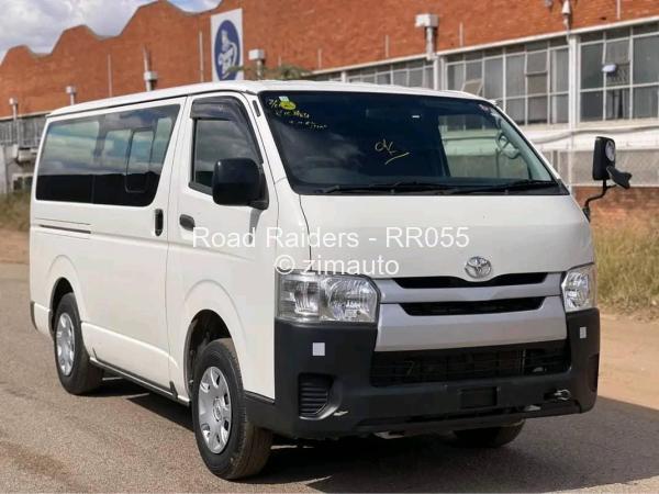 2015 Toyota  Hiace