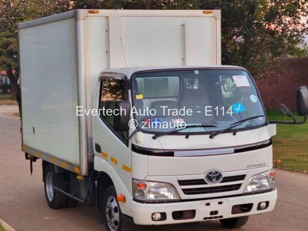 2017 Toyota  ToyoAce