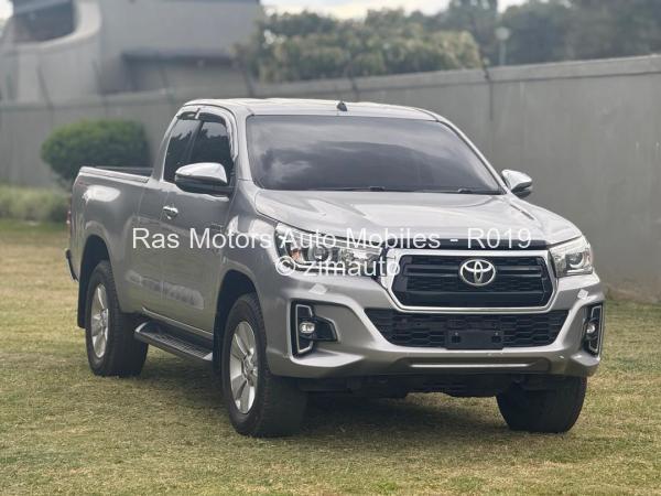2018 Toyota  Hilux