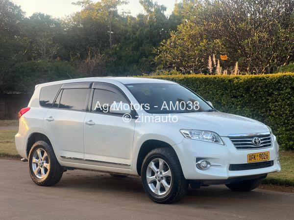 2011 Toyota  Vanguard