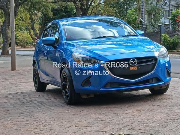 2016 Mazda  Demio