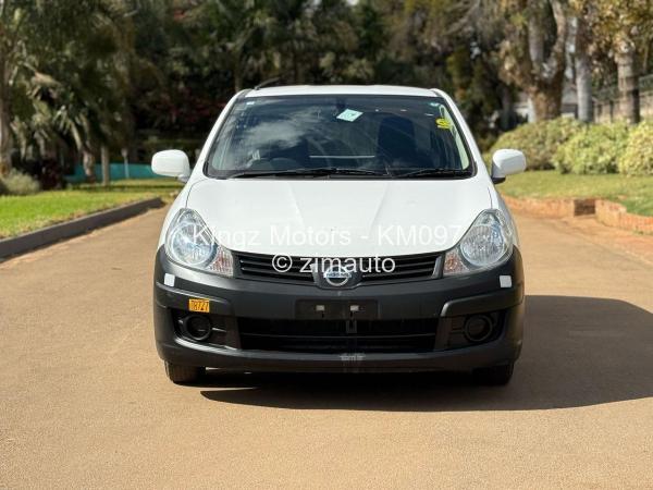 2016 Nissan  AD Van