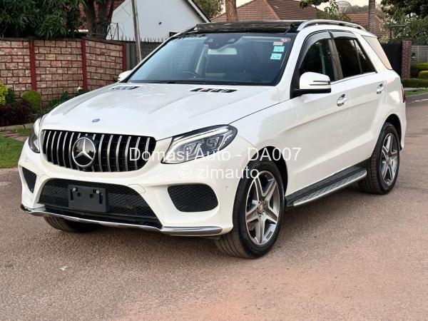 2016 - Mercedes Benz GLE