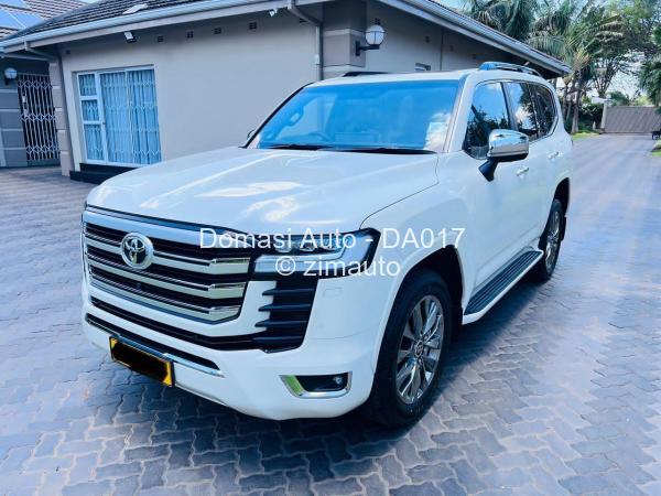 2023 Toyota  Land Cruiser