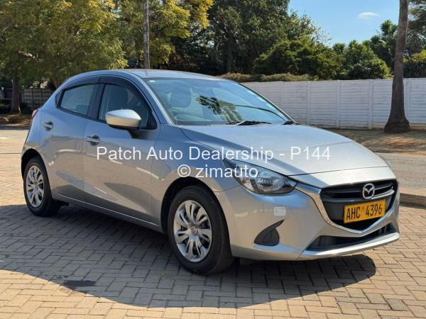 2016 Mazda  Demio