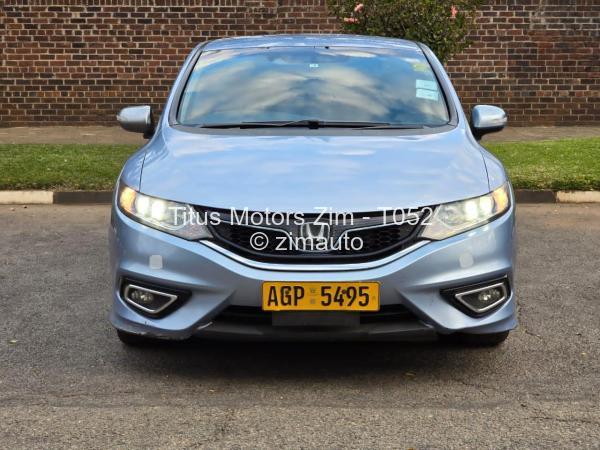 2015 Honda Jade