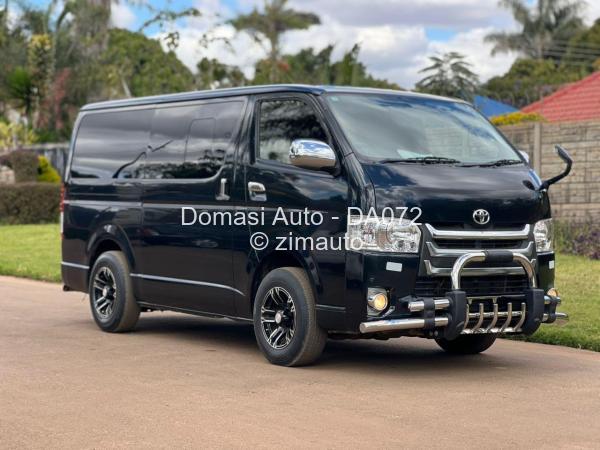 2016 Toyota  Quantum
