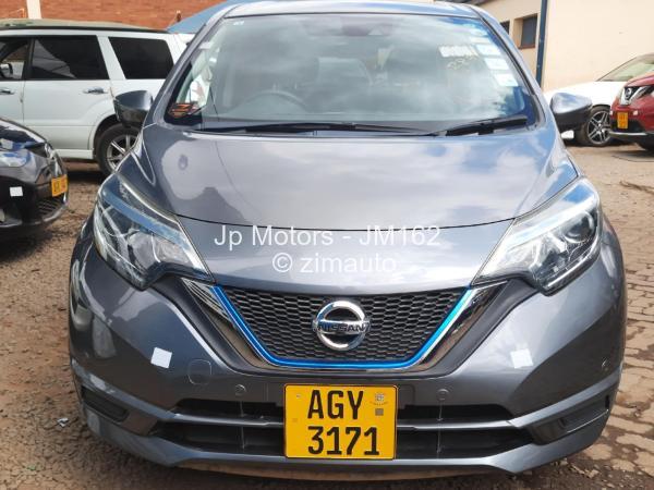 2017 Nissan  Note