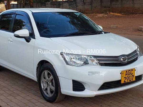 2014 Toyota  Axio