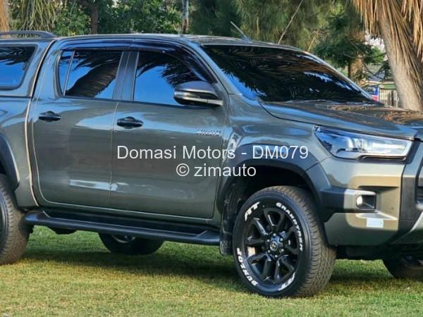 2021 Toyota  Hilux