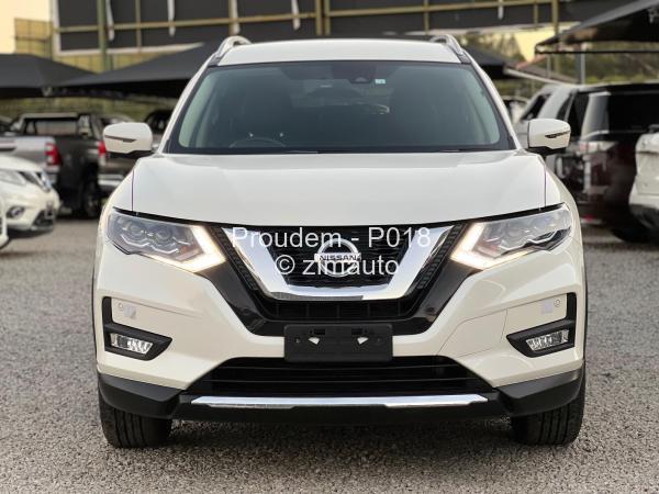 2018 Nissan  X-Trail