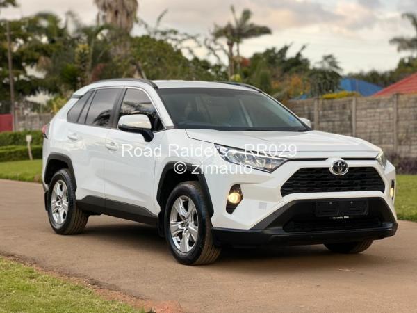 2021 Toyota  RAV4