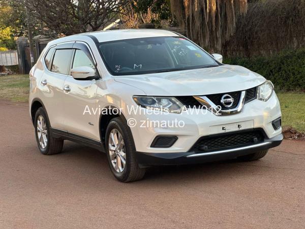 2016 Nissan  X-Trail