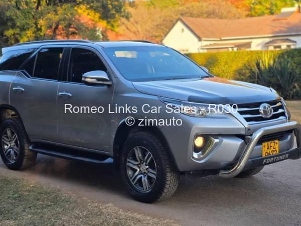 2017 Toyota  Fortuner