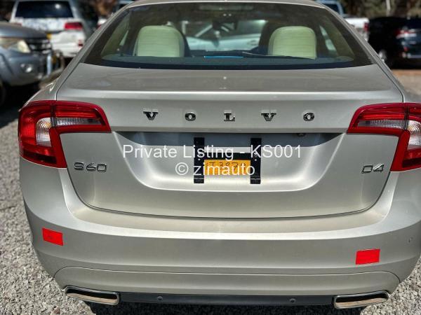 2017 Volvo  S60